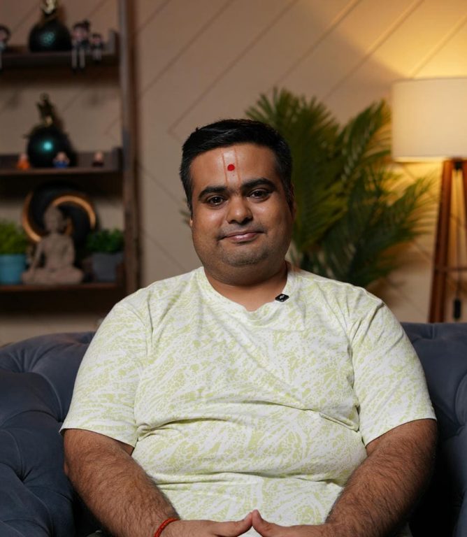 SUMANT_LOHAR_PODCAST_HOST_c